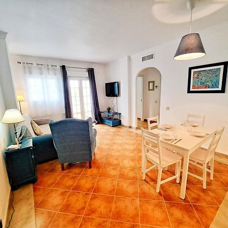 Apartamento con terraza y vistas al mar 1ª línea Isla del Moral Exterior foto