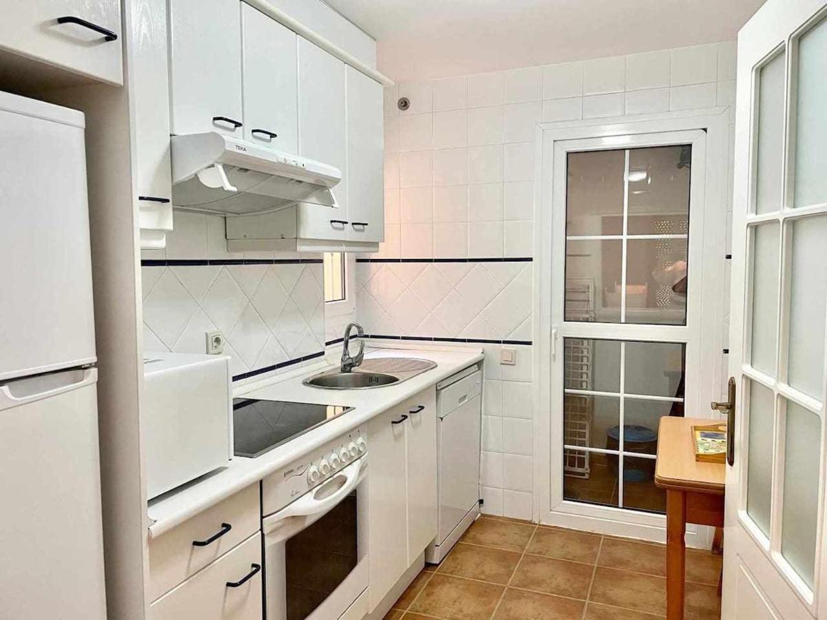 Apartamento con terraza y vistas al mar 1ª línea Isla del Moral Exterior foto