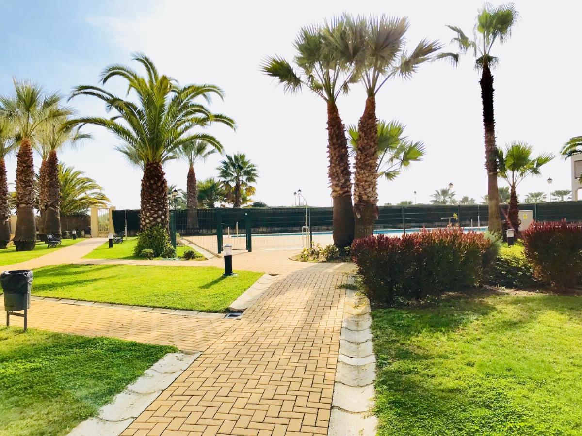 Apartamento con terraza y vistas al mar 1ª línea Isla del Moral Exterior foto