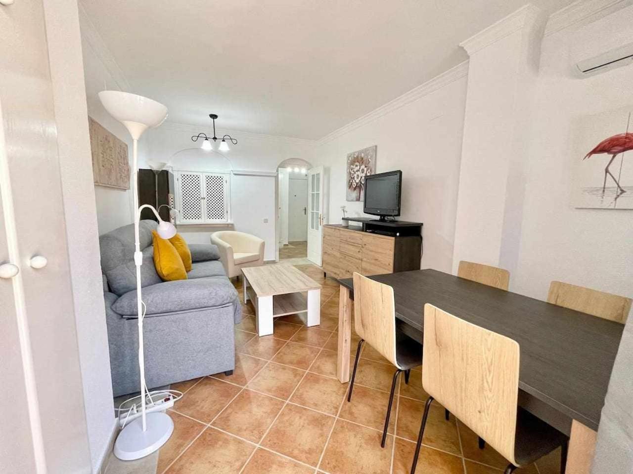 Apartamento con terraza y vistas al mar 1ª línea Isla del Moral Habitación foto
