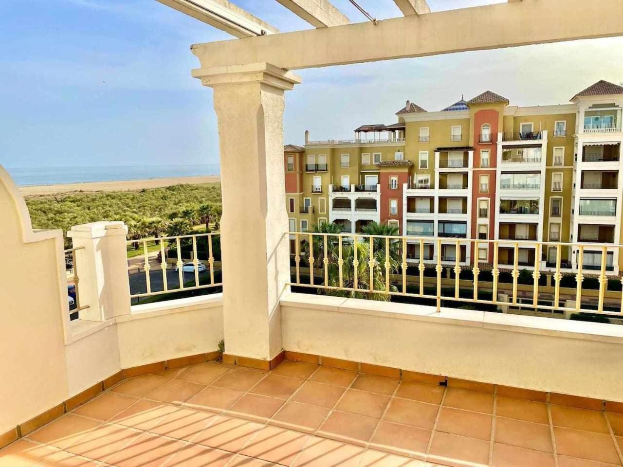 Apartamento con terraza y vistas al mar 1ª línea Isla del Moral Habitación foto