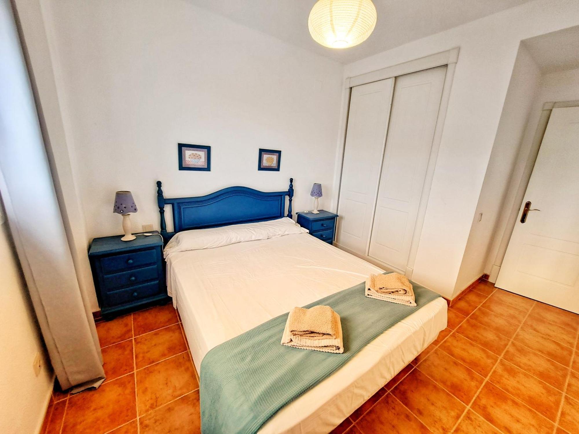 Apartamento con terraza y vistas al mar 1ª línea Isla del Moral Exterior foto